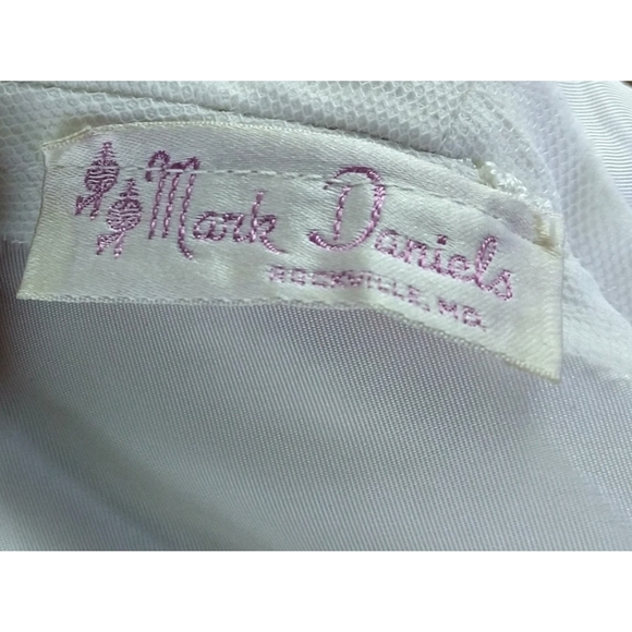 Vintage Lace Embroidered High Collar A-Line Chiffon Victorian Wedding Dress - Picture 10 of 14